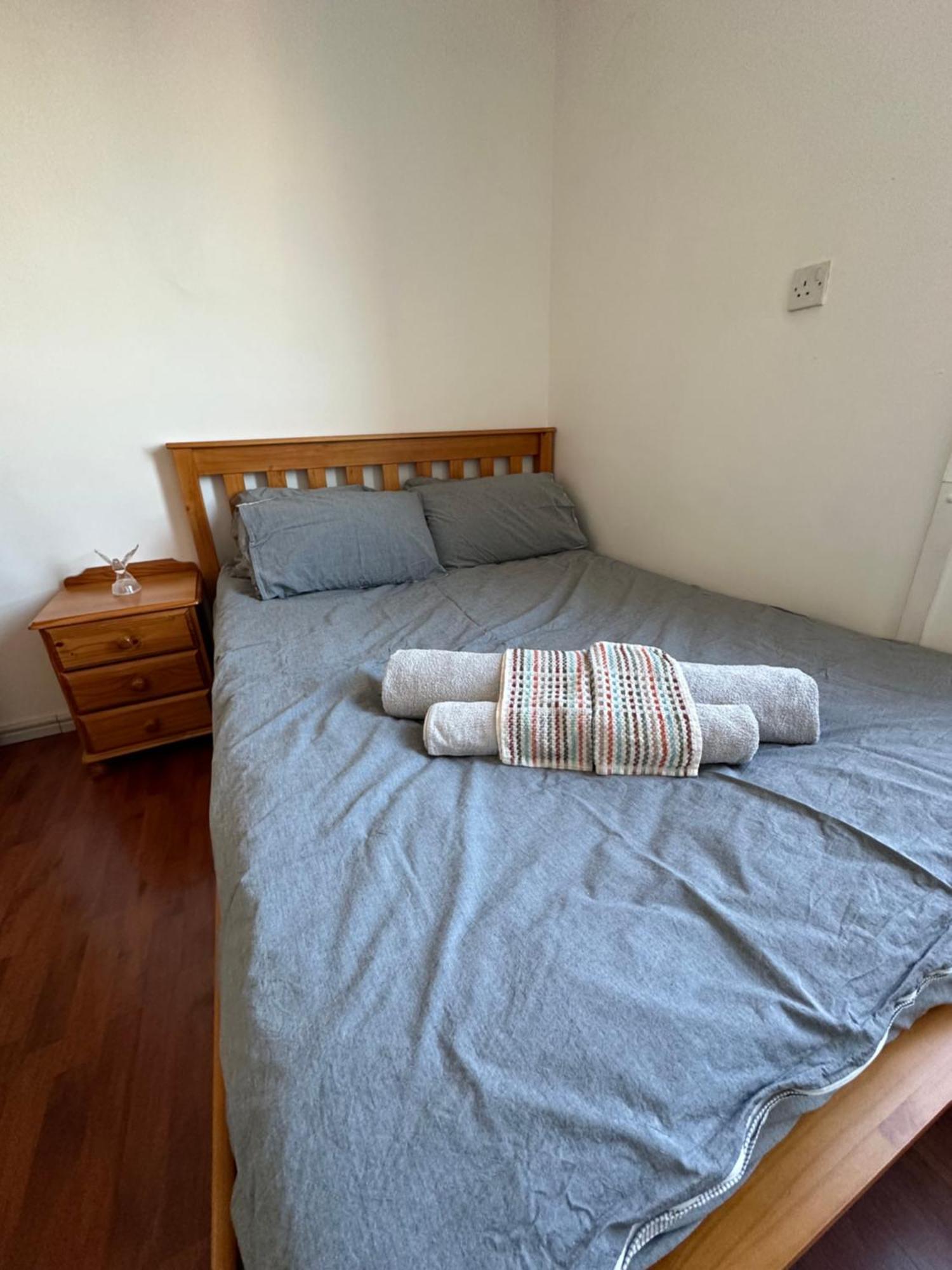 Elkington Point Bed and Breakfast Londen Buitenkant foto